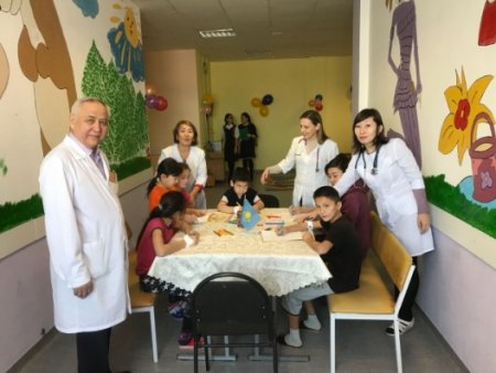 On December 16, the Day of celebrating of Independence of the Republic of Kazakhstan on the basis of the children's hospital «Aktobe Medical Center»