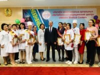 Профессиональный праздник медицинских сестер в Актюбинском медицинском центре.